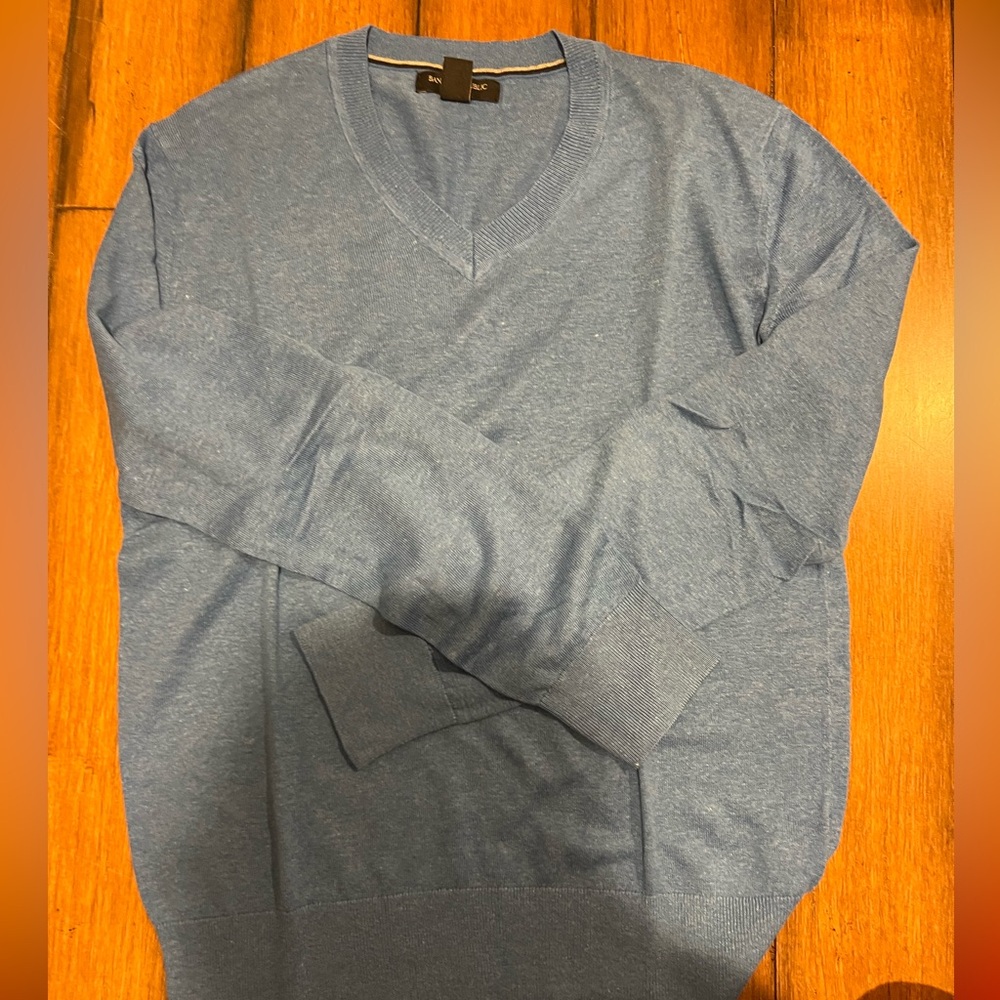 Blue Silk Linen Mens V Neck Sweater